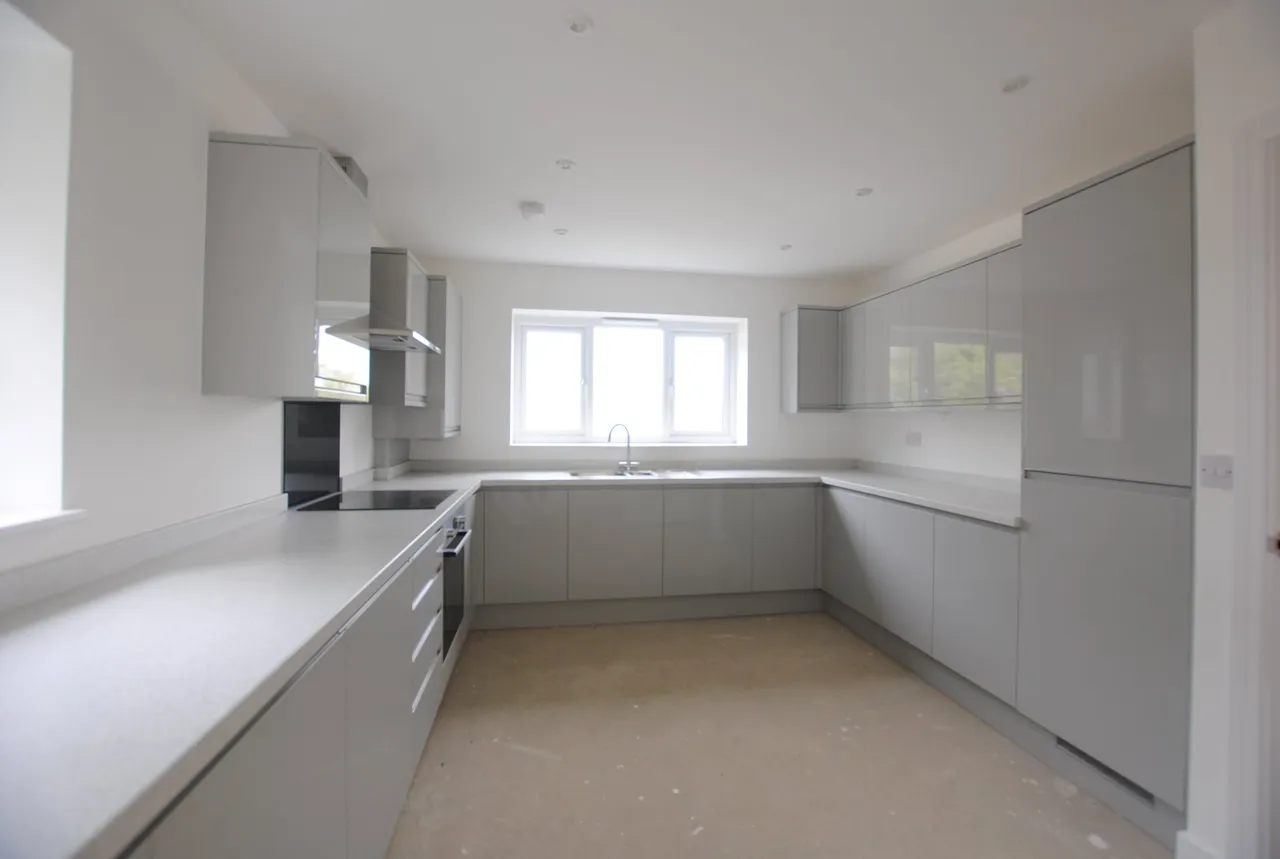 Safety Bay Close, Rochester, Kent, ME1 3FA, photo 3