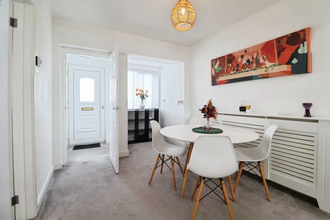 Redbrink Crescent, Barry, CF62, photo 6