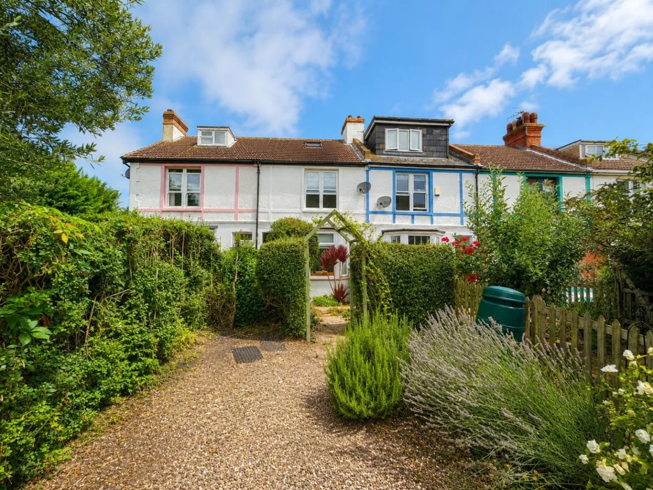 2 bed house for sale — Victoria Terrace, Hythe
