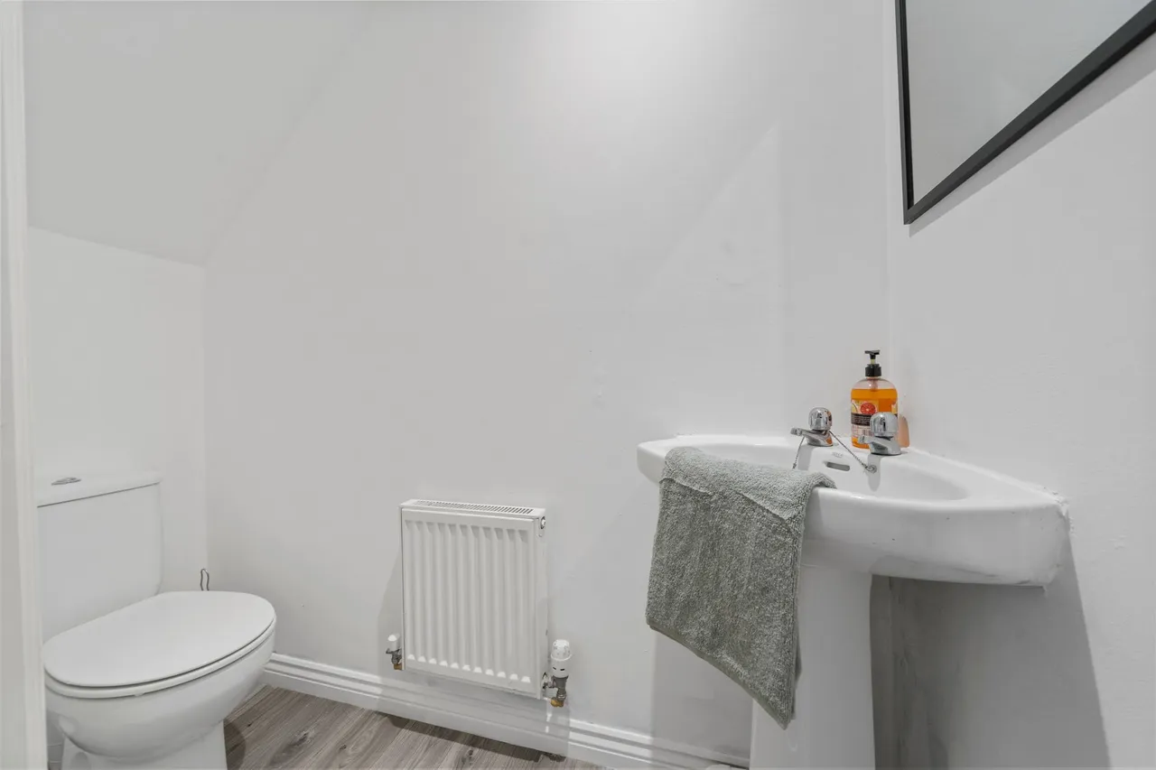 Crystal Close, Platt Bridge, WN2, photo 8