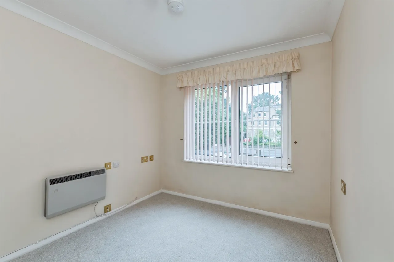 Poole Road, BOURNEMOUTH, photo 5