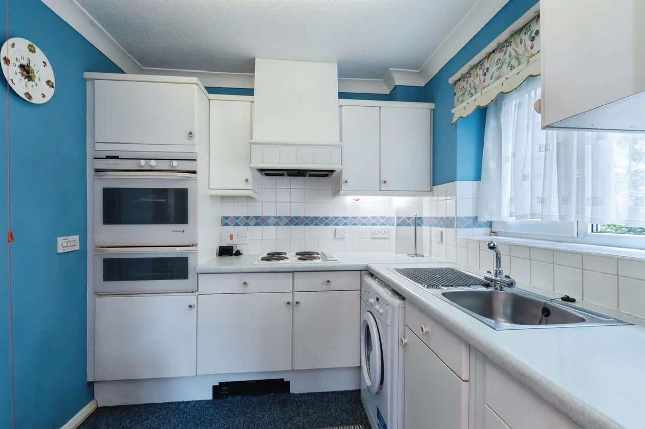 Poole Road, BOURNEMOUTH, photo 6
