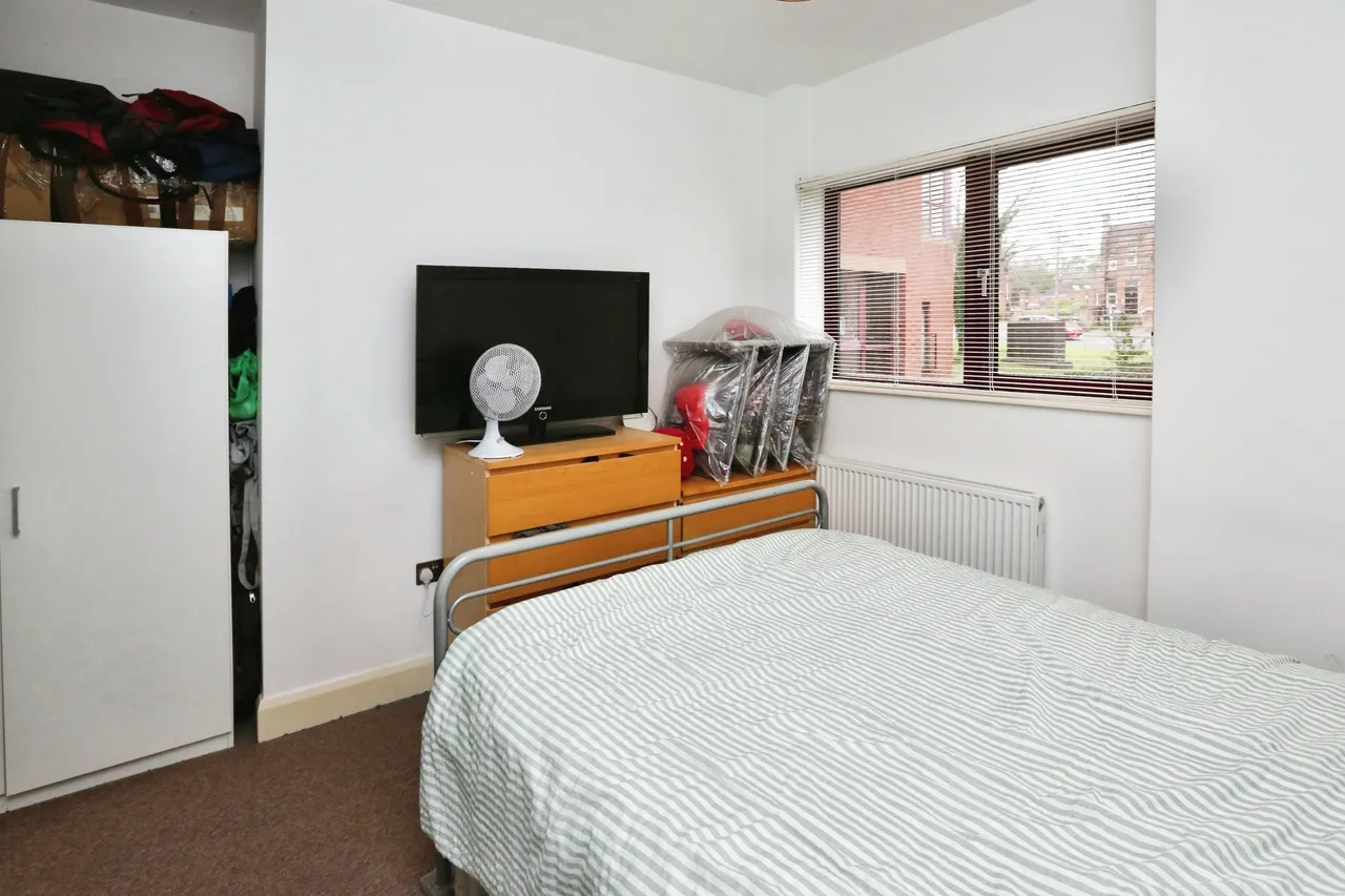 Wickham Road, Fareham, PO16, photo 9