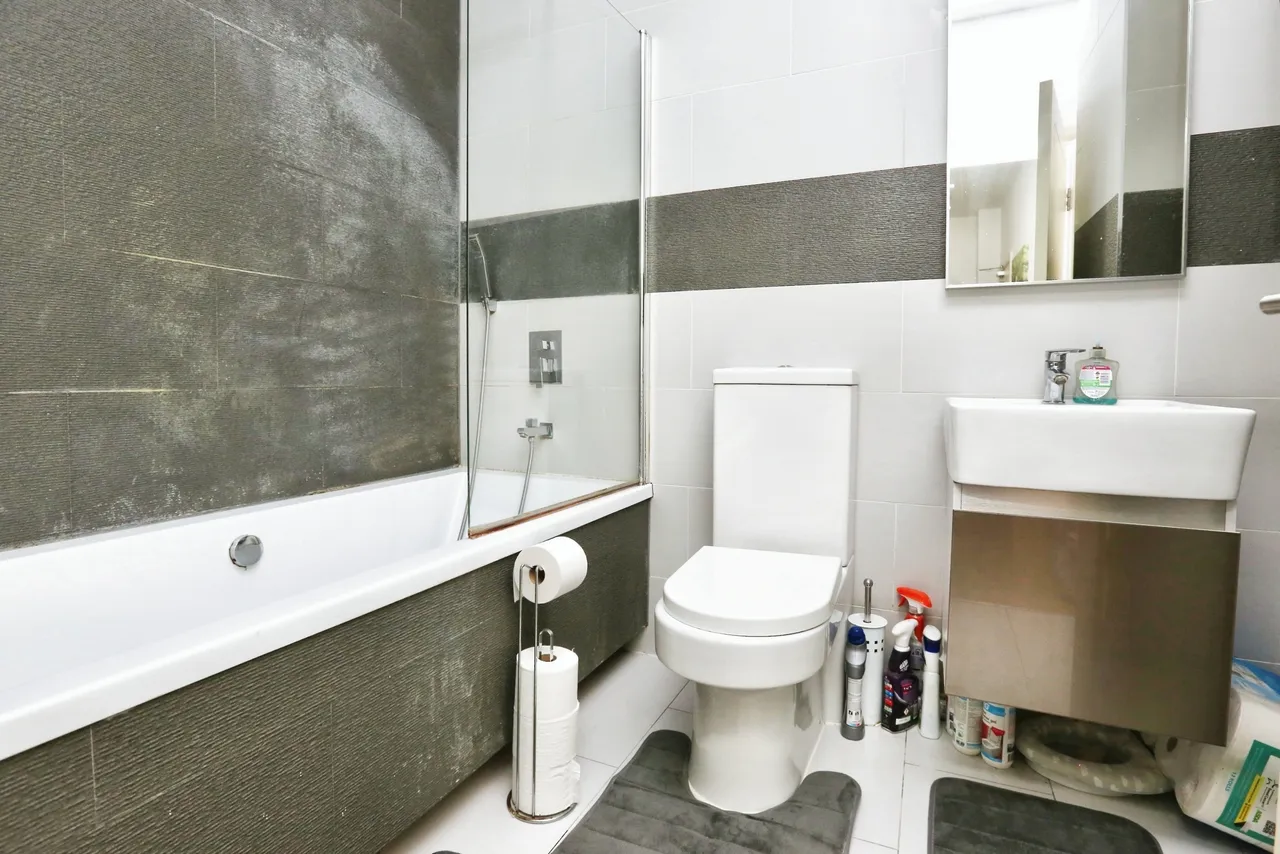 Wickham Road, Fareham, PO16, photo 4