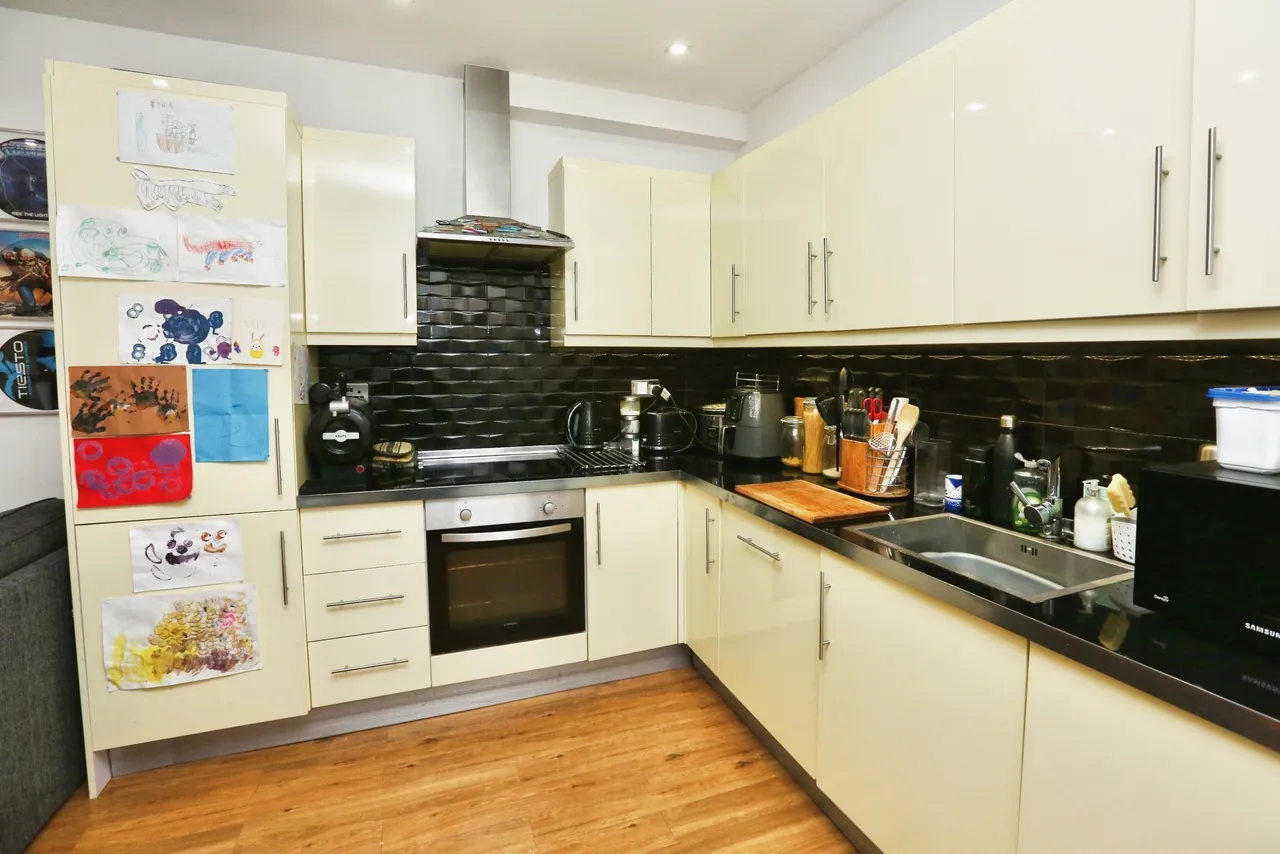 Wickham Road, Fareham, PO16, photo 2