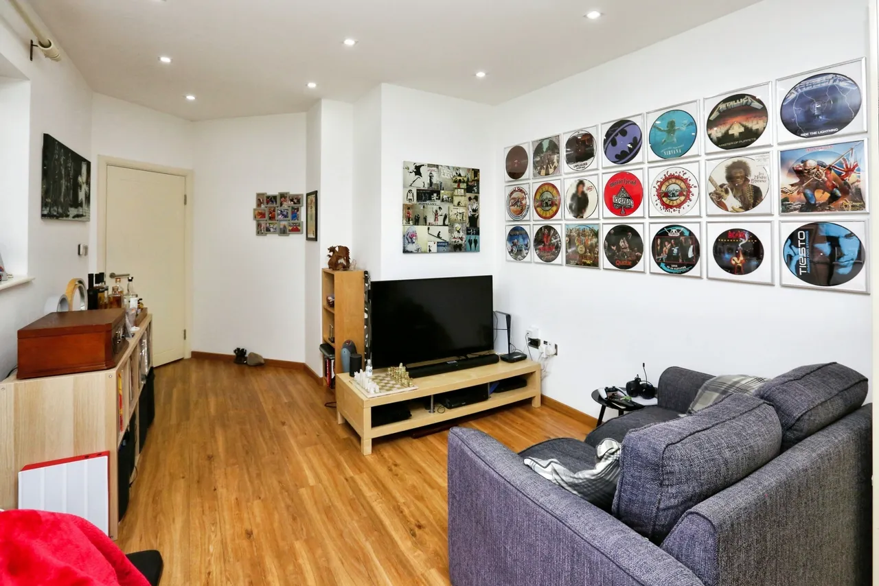 Wickham Road, Fareham, PO16, photo 3
