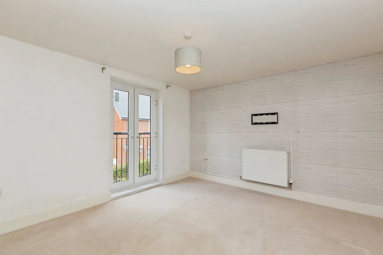 Bramley Road, Aylesbury, HP18, photo 5
