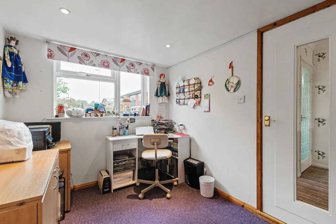 Allesborough Drive, Pershore, WR10, photo 12