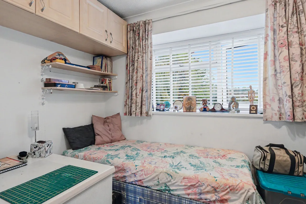 Allesborough Drive, Pershore, WR10, photo 19