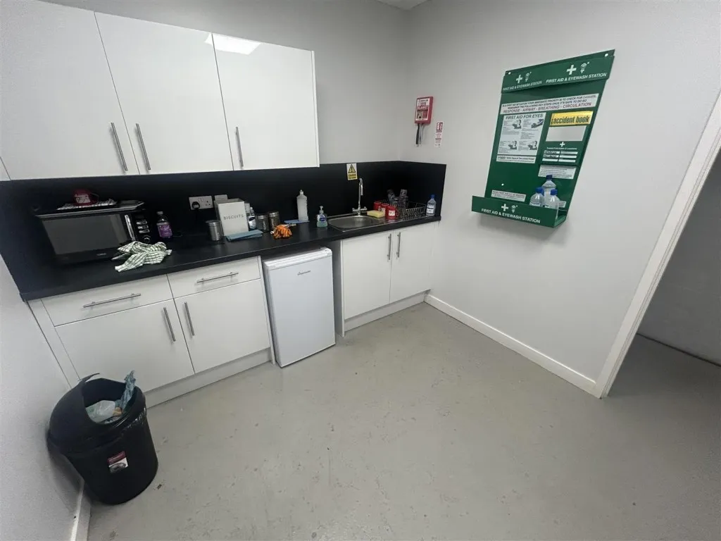 South Liberty Lane, Bristol, BS3 2SZ, photo 6