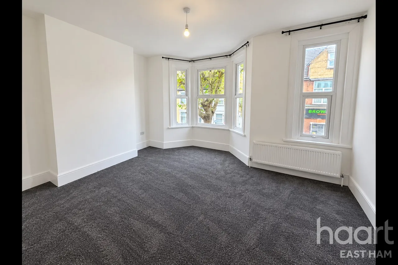 Browning Road, E12, photo 6