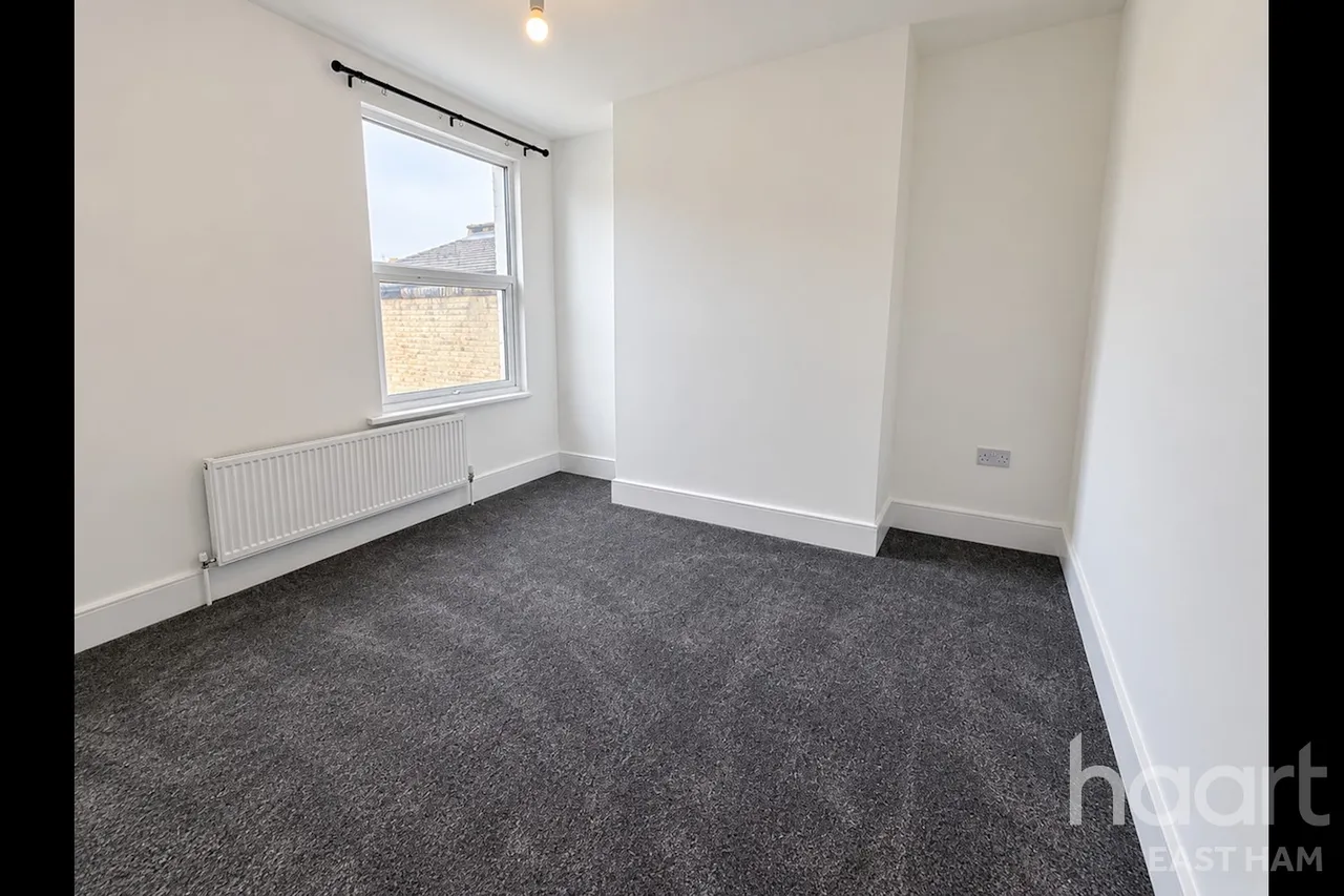 Browning Road, E12, photo 10