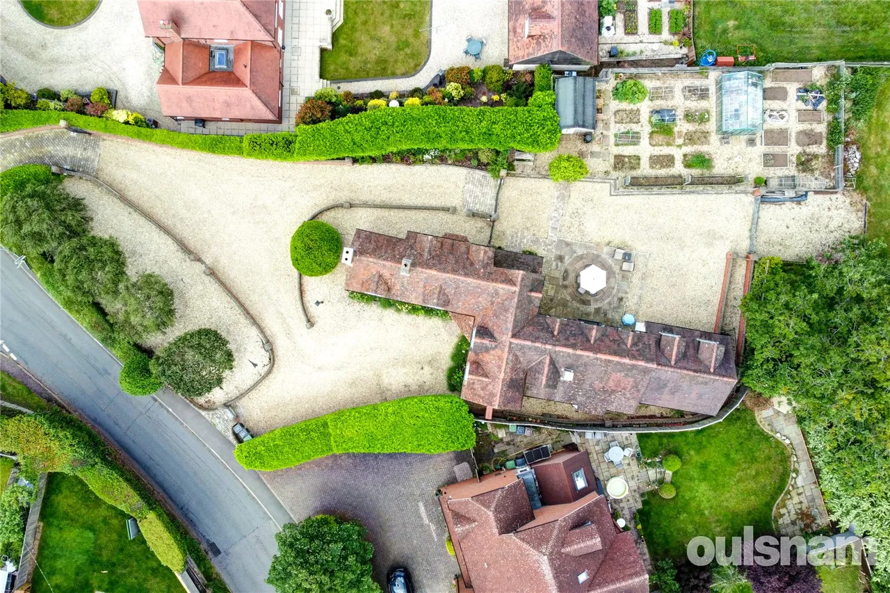 Bournheath Road, Fairfield, Bromsgrove, Worcestershire, B61 9LB, photo 4