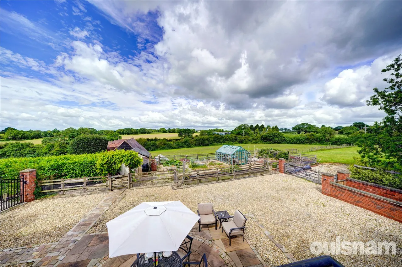 Bournheath Road, Fairfield, Bromsgrove, Worcestershire, B61 9LB, photo 45