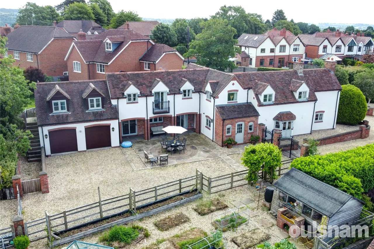 Bournheath Road, Fairfield, Bromsgrove, Worcestershire, B61 9LB, photo 5