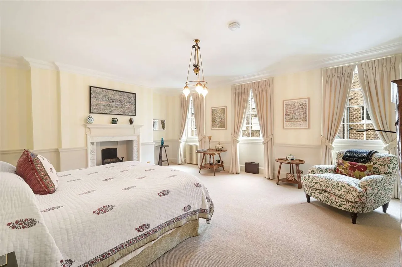 Queen Anne's Gate, St. James's Park, London, SW1H 9BU, photo 5