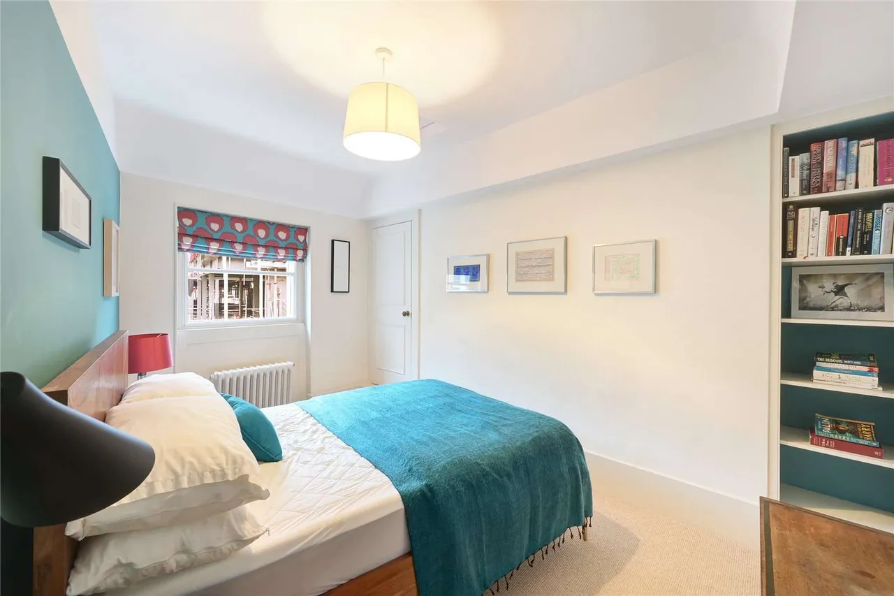 Queen Anne's Gate, St. James's Park, London, SW1H 9BU, photo 10
