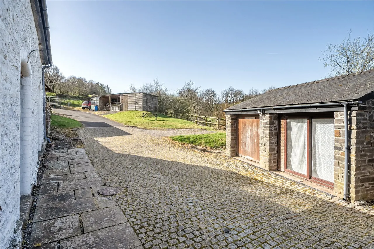 Cwmcamlais, Brecon, Powys, LD3 8TE, photo 23