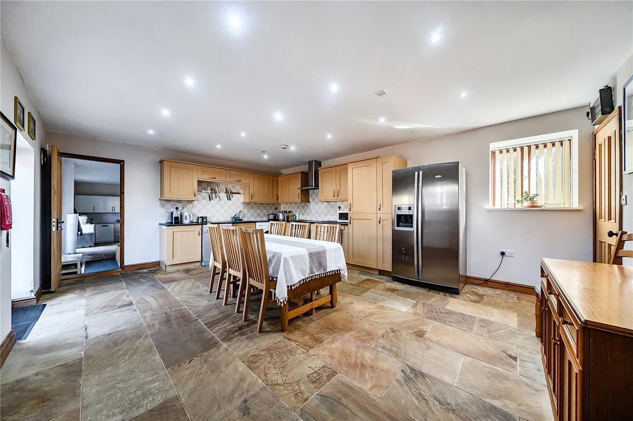 Cwmcamlais, Brecon, Powys, LD3 8TE, photo 4