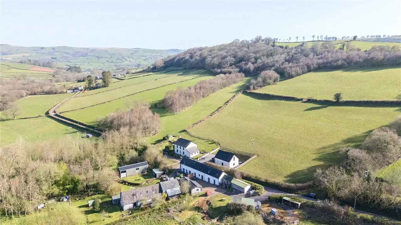 Cwmcamlais, Brecon, Powys, LD3 8TE, photo 30