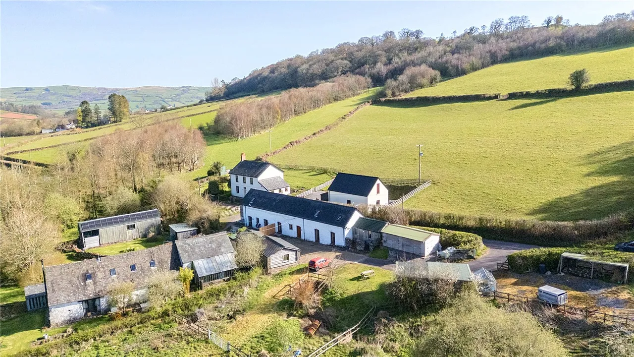 Cwmcamlais, Brecon, Powys, LD3 8TE, photo 26