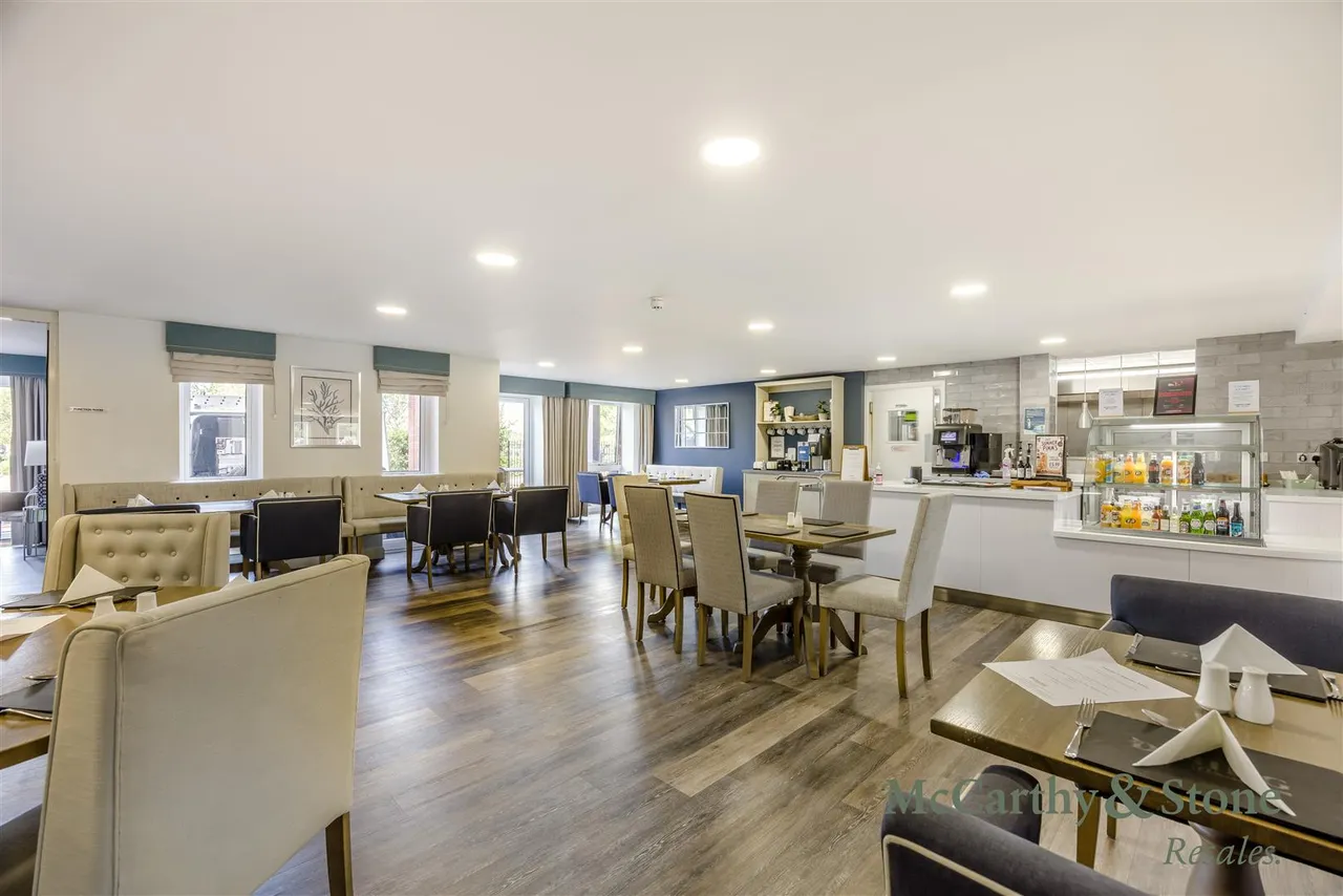 1 bed flat for sale, Llanthony Road, Gloucester, GL2