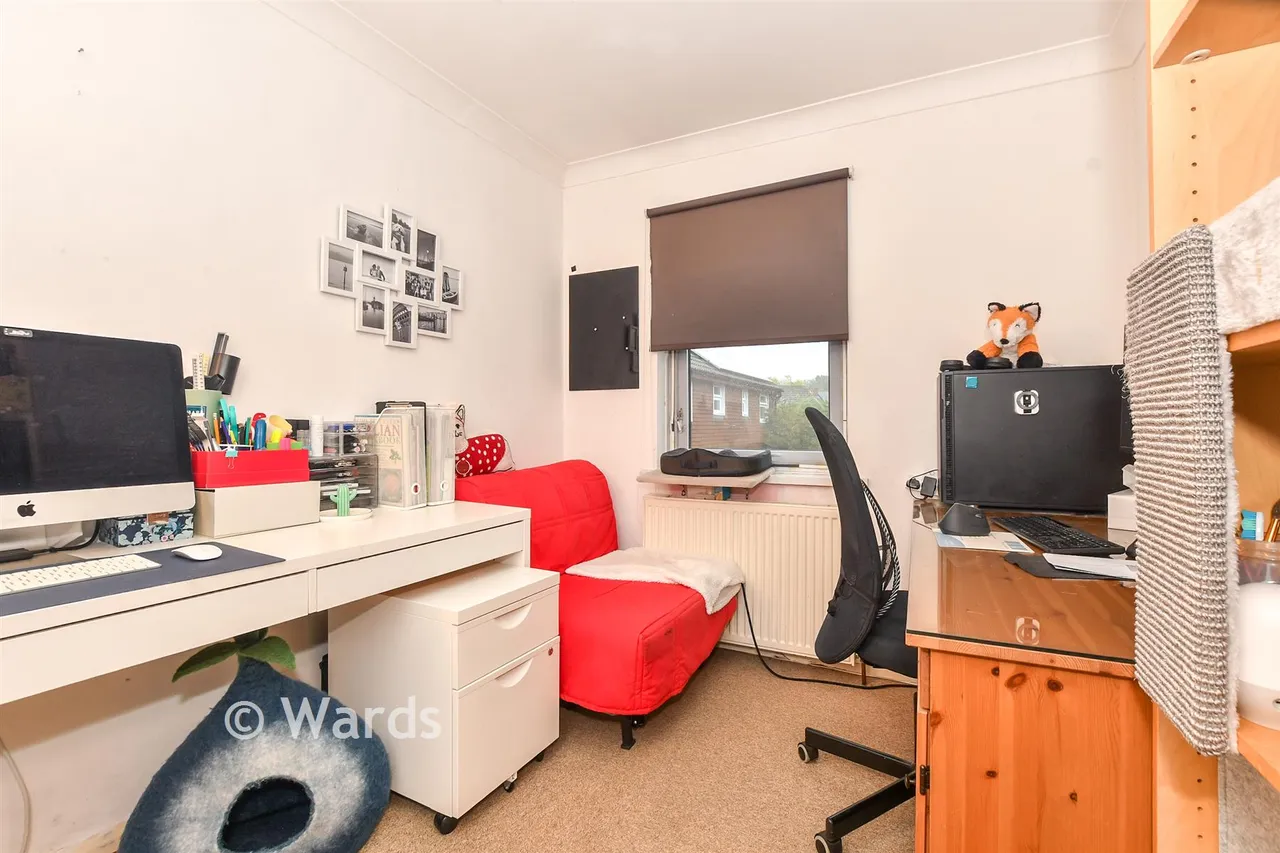 Goteley Mere, Kennington, TN24, photo 7