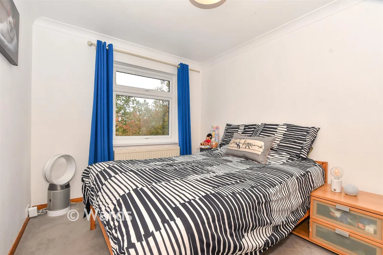 Goteley Mere, Kennington, TN24, photo 6