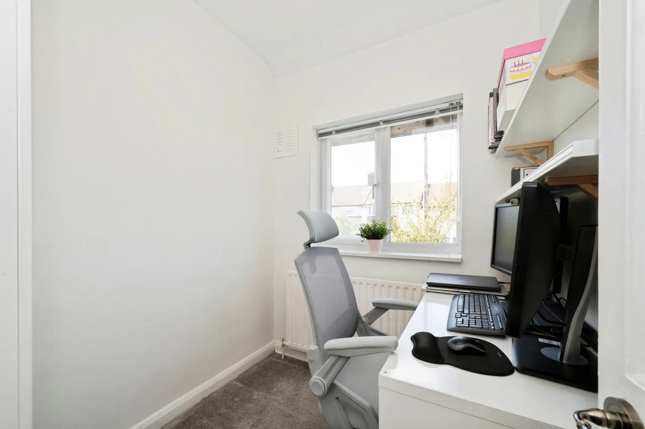 Buckland Way, Worcester Park, KT4, photo 9