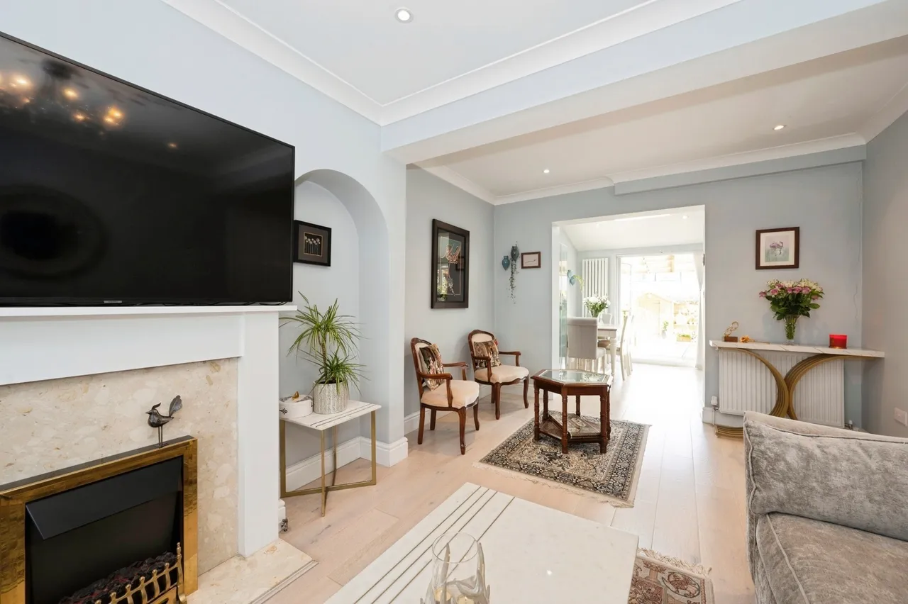Buckland Way, Worcester Park, KT4, photo 17
