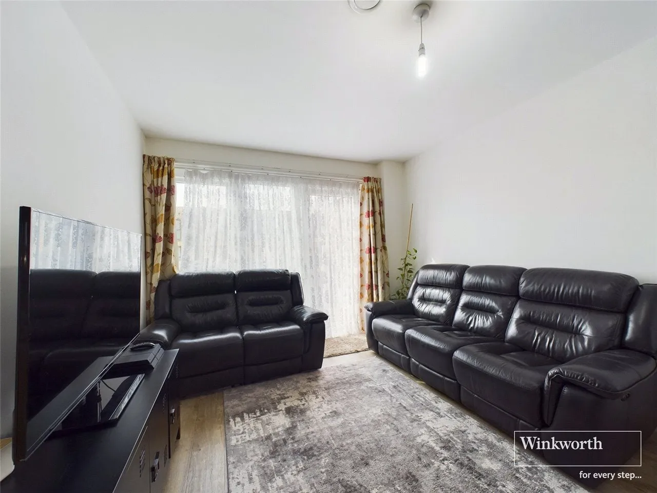Westmoreland Road, Kingsbury, NW9, photo 4