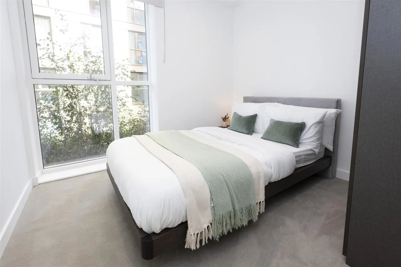 Fulton Road, Wembley, HA9, photo 2