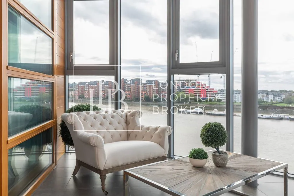 Lombard Road, London, SW11, photo 18