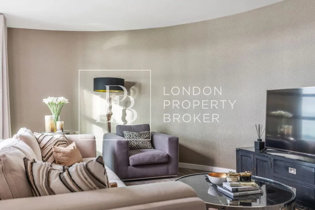Lombard Road, London, SW11, photo 5