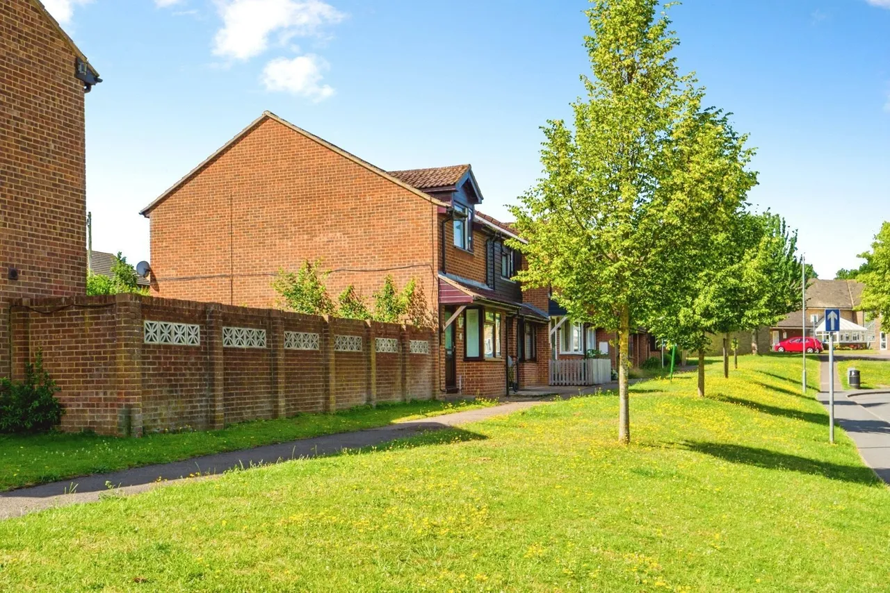 Market View, Market Place, Aylesham, Canterbury, CT3, photo 12
