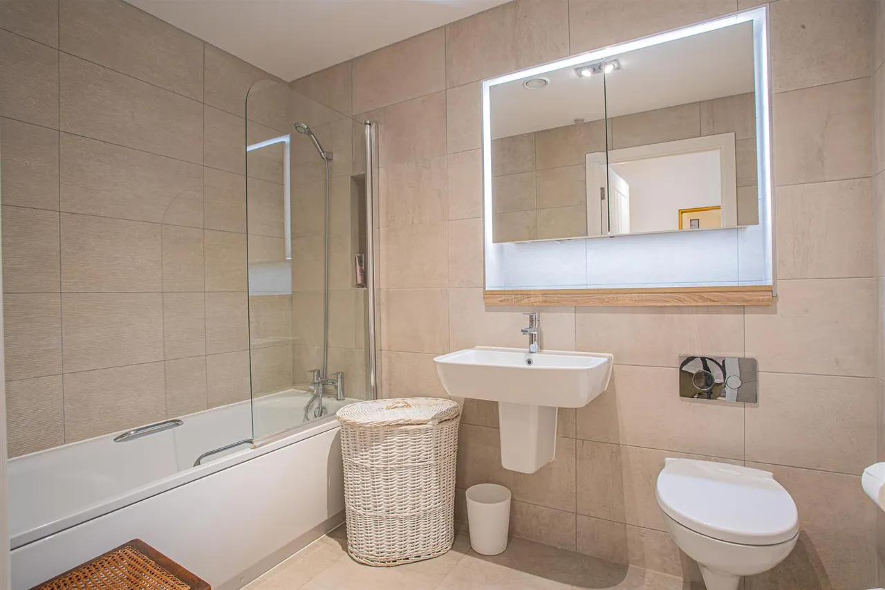 Ash Lane, Wadswick Green, SN13, photo 9