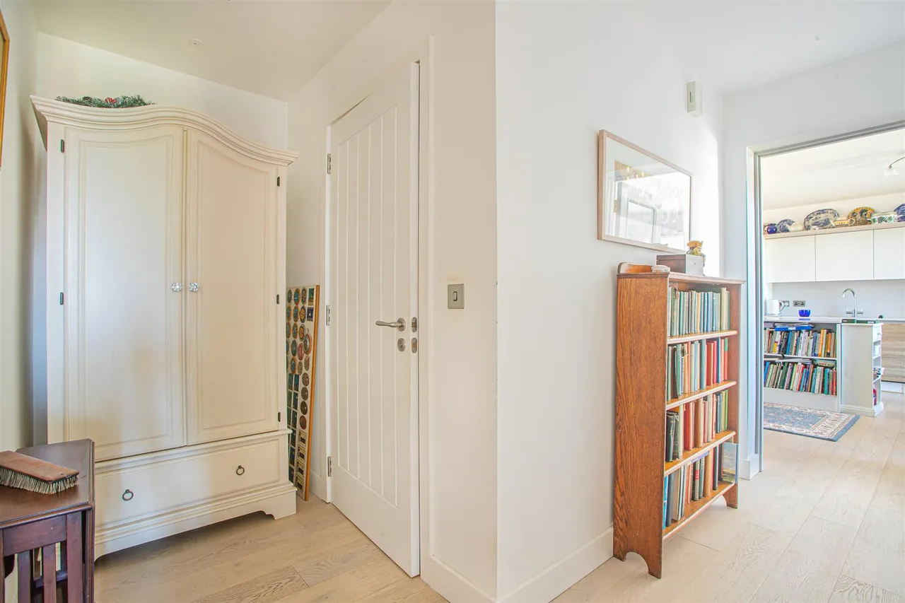 Ash Lane, Wadswick Green, SN13, photo 12