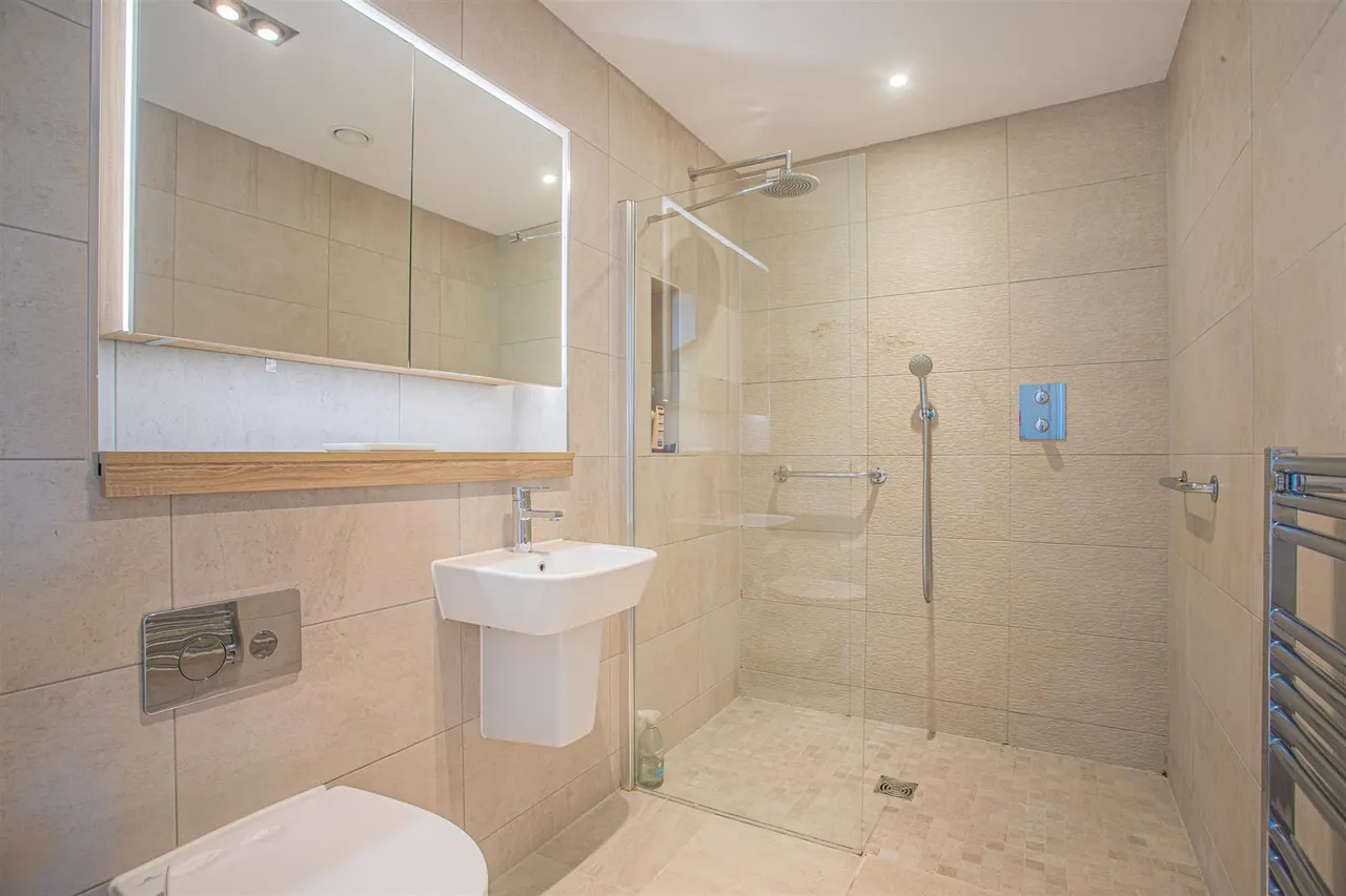 Ash Lane, Wadswick Green, SN13, photo 11