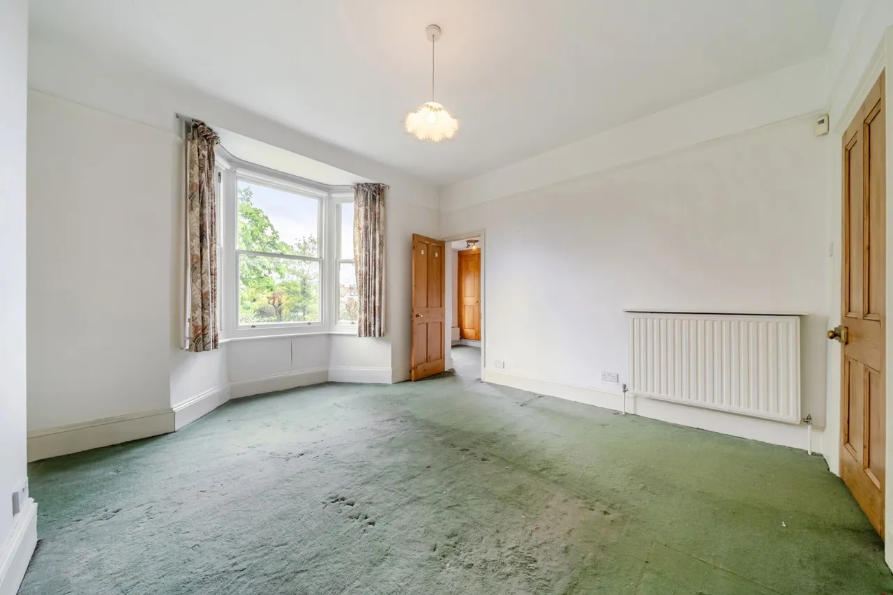 Coleraine Road, SE3, photo 15