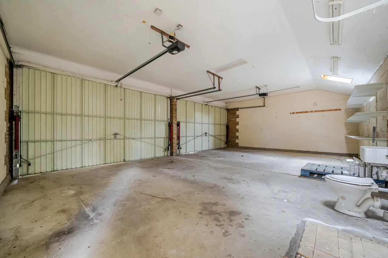 Coleraine Road, SE3, photo 23
