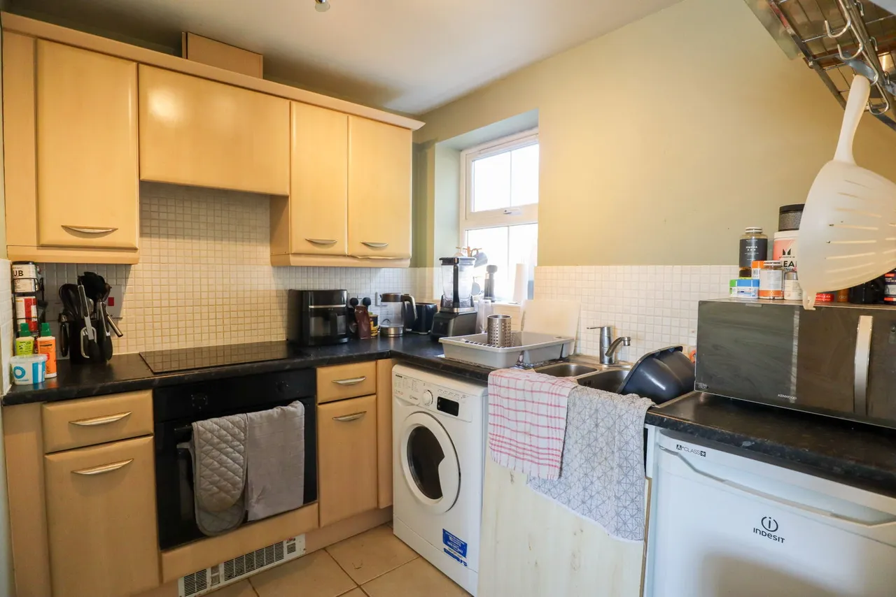 Kingfisher Court, Calne, photo 7