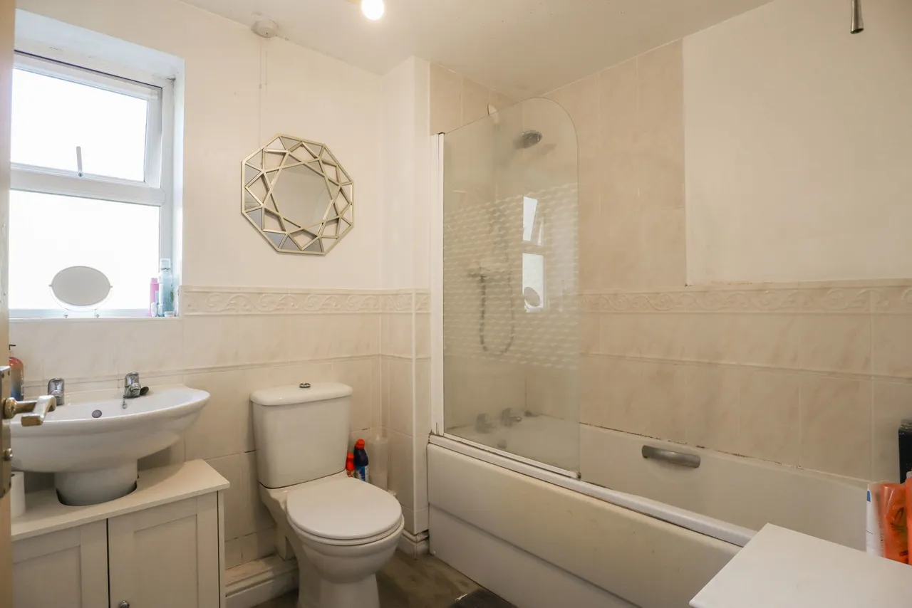 Kingfisher Court, Calne, photo 9