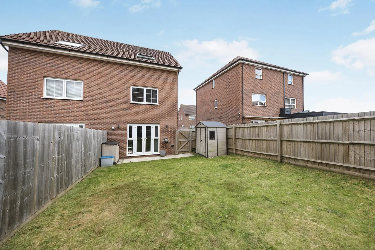 Orange Tip Close, Worksop, S81, photo 24