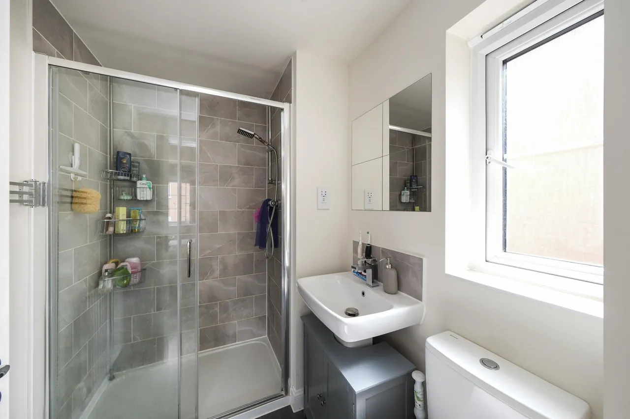 Orange Tip Close, Worksop, S81, photo 16