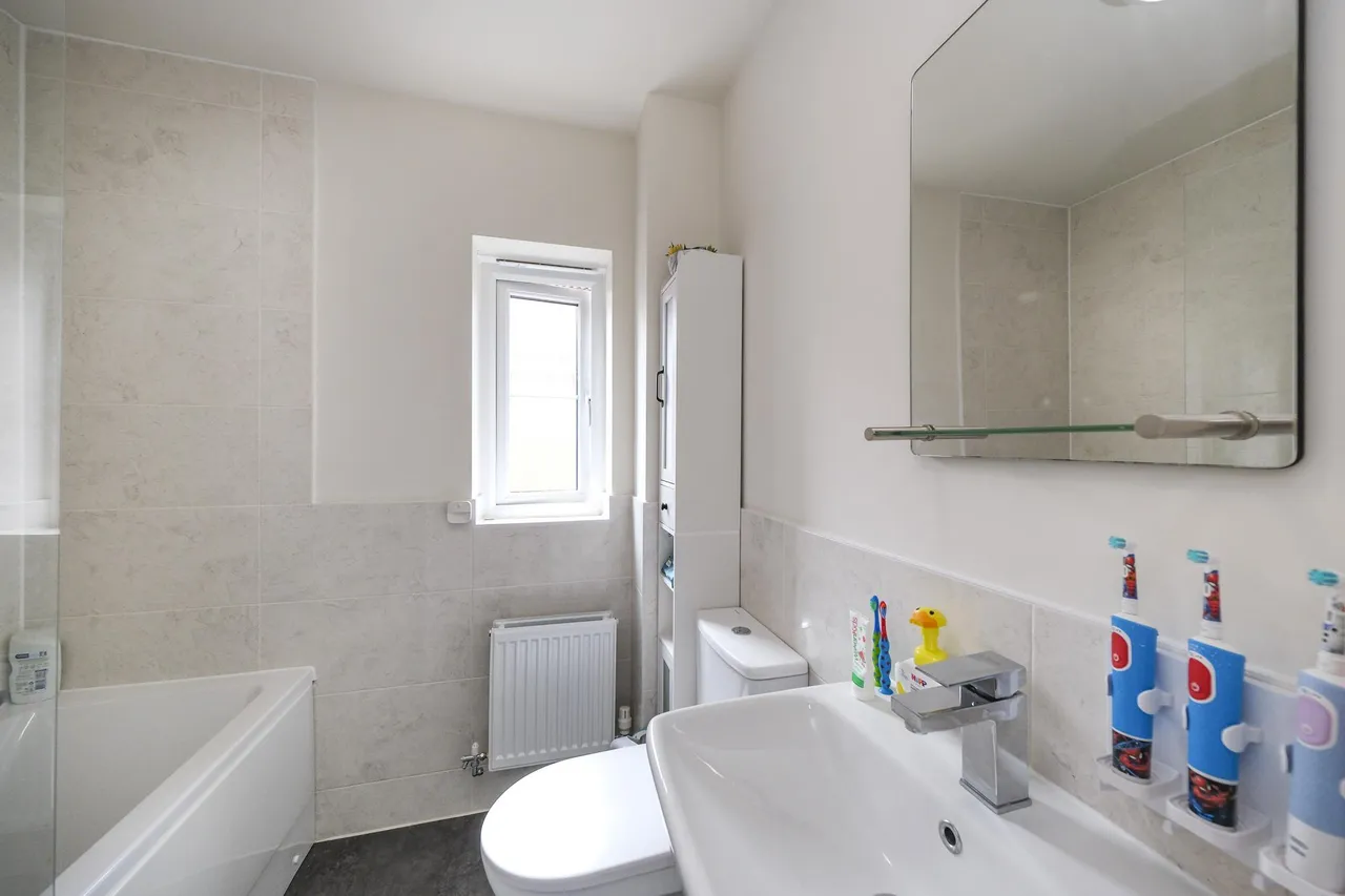 Orange Tip Close, Worksop, S81, photo 20