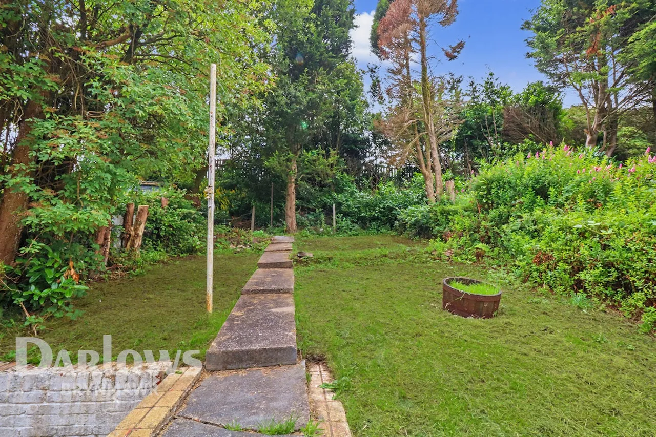 Canterbury Road, Ebbw Vale, photo 18