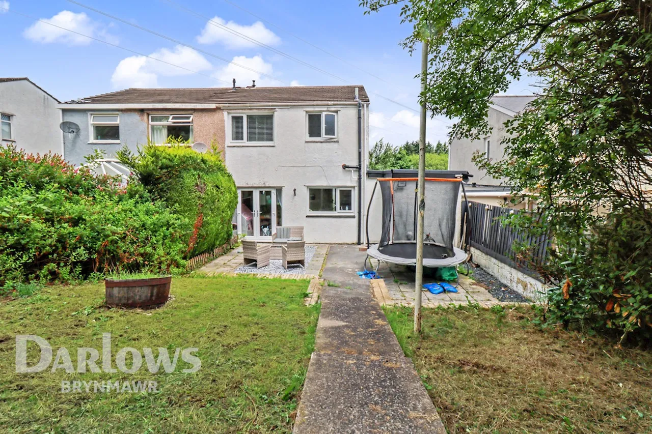 Canterbury Road, Ebbw Vale, photo 19