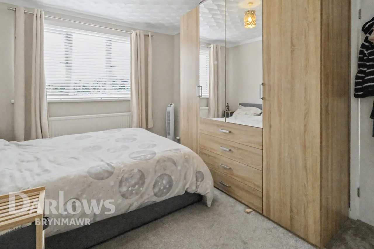 Canterbury Road, Ebbw Vale, photo 12