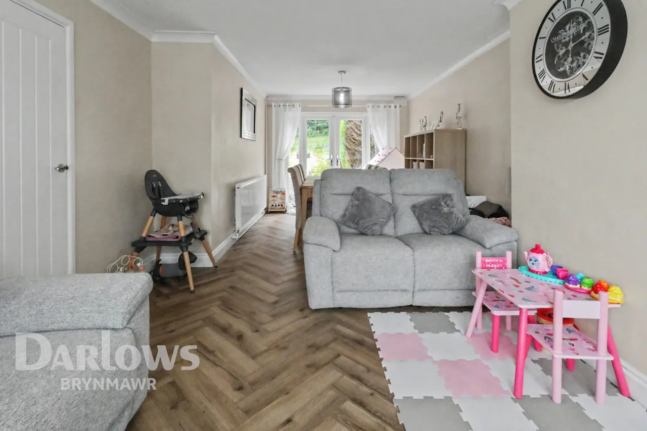 Canterbury Road, Ebbw Vale, photo 4
