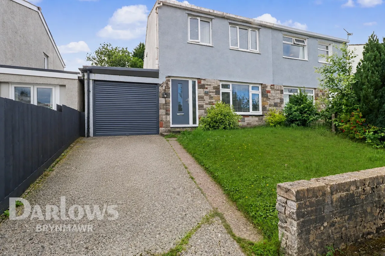 3 bed house for sale, Canterbury Road, Ebbw Vale